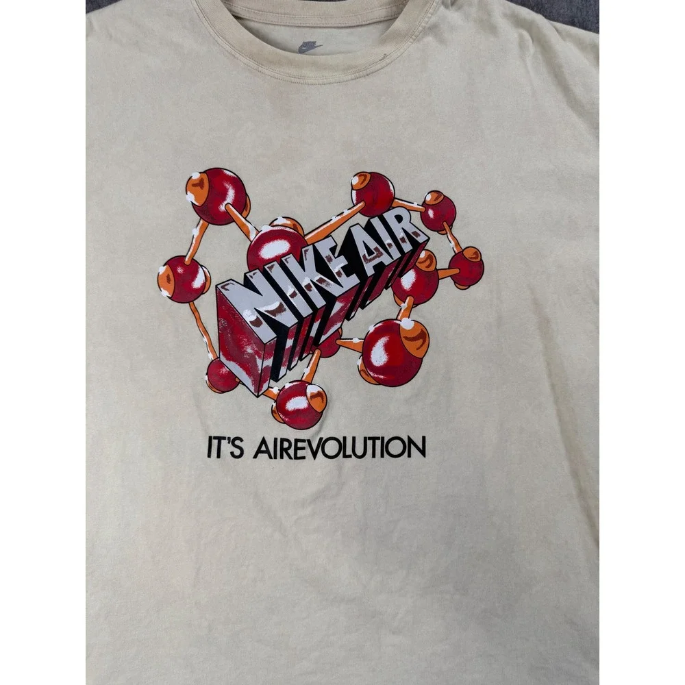 Nike Air Mens XXL Tan Airevolution Graphic T-Shirt Loose Fit Short Sleeve Tee